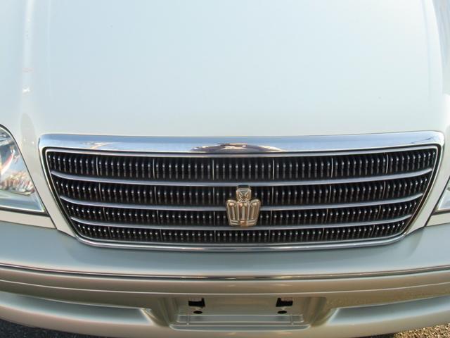 クラウン ロイヤルエクストラFourリミテッド 記録簿 4WD ナビ HID AT キーレスエントリー 電動格納ミラー パワーシート CD カセット 衝突安全ボディ ABS エアコン パワーステアリング 禁煙車(40枚目)