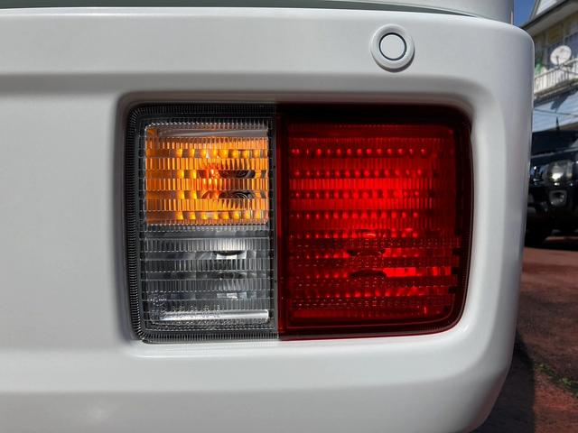 エブリイ PAリミテッド 登録届け出済未使用車 セーフティサポート ハイルーフ パワーウィンドウ クリアランスソナー アイドリングストップ 盗難警報装置 横滑防止 デュアルセンサーブレーキサポート(28枚目)