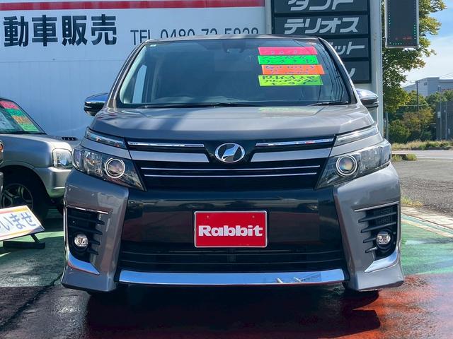 ヴォクシー ＺＳ　煌ＩＩ　ワンオーナー車両　　両側電動スライドドア　トヨタ純正ナビ　２列目フリップダウンモニター　バックカメラ　ＥＴＣ　フルセグＴＶ　ウォークスルー　ハイビームアシスト　３列シート（47枚目）