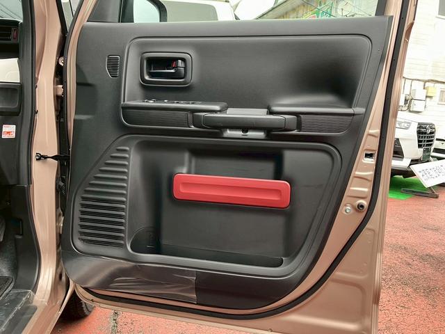 スペーシア ハイブリッドＧ　ワンオーナー車両　マイルドハイブリッド　フルセグＴＶ　バックカメラ　Ｂｌｕｅｔｏｏｔｈオーディオ　オートマチックハイビーム　フルフラットシート　ベンチシート　スマートキー　プッシュスタート（14枚目）