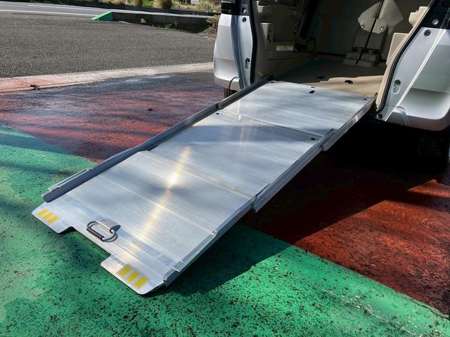 HONDA N-BOX PLUS G.L PACKAGE