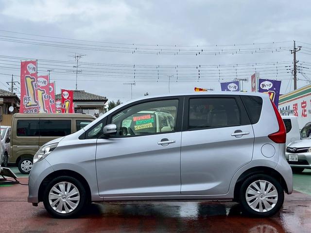 デイズ X Vセレクション+セーフティII 日産純正ナビ アラウンドビューモニター フルセグTV ベンチシート スマートキー CD DVD Bluetoothオーディオ 衝突軽減ブレーキ(7枚目)