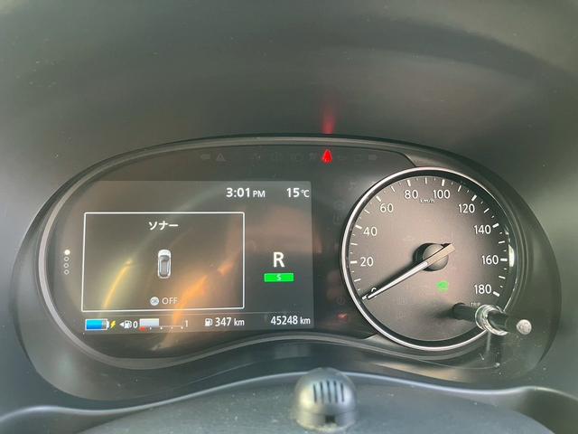 キックス Ｘ　ワンオ－ナ－車両　ｅ－ｐｏｗｅｒ車両　アラウンドビューモニター　フルセグＴＶ　クルーズコントロール　Ｂｌｕｅｔｏｏｔｈオーディオ　ＣＤ　ＤＶＤ　ＬＥＤヘッドライト　スマートキー　ＥＴＣ（10枚目）