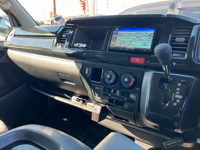 ハイエースバン ロングワイドスーパーGL ワンオーナー車両 ディーゼル車 タイベル交換済 社外オートクルーズ付スロットルコントローラー クリアランスソナー バックカメラ フルセグTV ETC Bluetooth接続 CD DVD(19枚目)