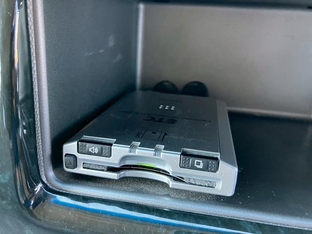 ハイエースバン ロングワイドスーパーGL ワンオーナー車両 ディーゼル車 タイベル交換済 社外オートクルーズ付スロットルコントローラー クリアランスソナー バックカメラ フルセグTV ETC Bluetooth接続 CD DVD(20枚目)