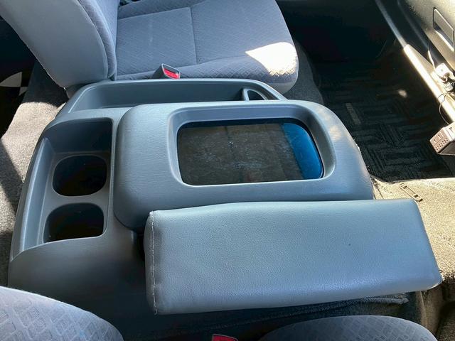 ハイエースバン ロングワイドスーパーGL ワンオーナー車両 ディーゼル車 タイベル交換済 社外オートクルーズ付スロットルコントローラー クリアランスソナー バックカメラ フルセグTV ETC Bluetooth接続 CD DVD(22枚目)