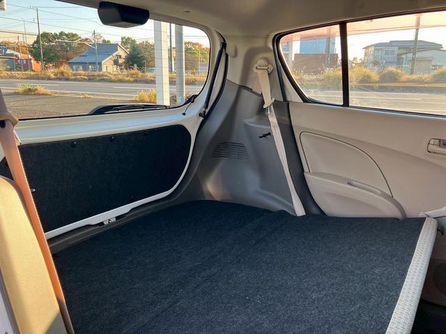 アルト Ｆ　フルタイム４ＷＤ　キーレスキー　盗難警報装置　衝突安全ボディ　パワーウィンドウ　ＣＤ（12枚目）