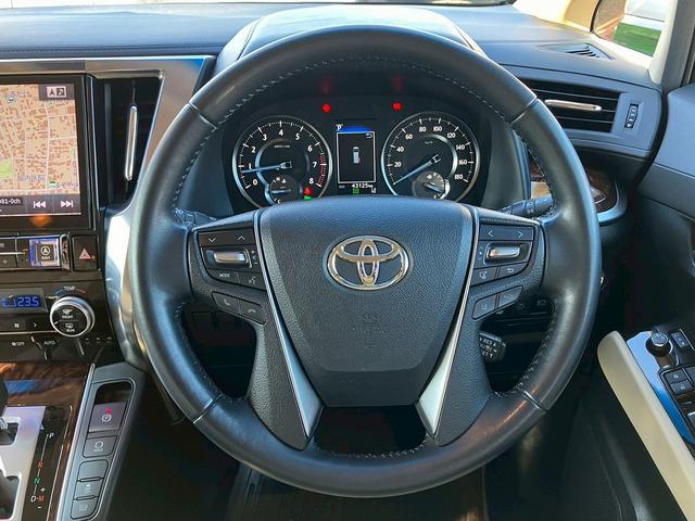 アルファード 2.5X ユーザー買取車両 エムズスピードエアロ、マフラー アルパイン9インチナビ フルフラットシート バックカメラ クルーズコントロール フルセグTV CD DVD Bluetooth対応(18枚目)