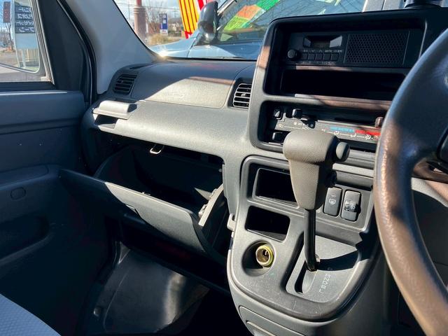 ハイゼットカーゴ DX ワンオーナー車 全席パワーウインドウ ETC装備 スマホスタンド 横滑り防止装置 ダブルエアバック(10枚目)