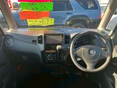 ������ư�֤Υ����åդϿ�����ǫ�򿴳ݤ���������̳��ԤäƤ���ޤ������֤��̤��ƷȤ�볧�ͤ��������礷�����ݡ��Ȥ����Ƥ��������ޤ��� 2