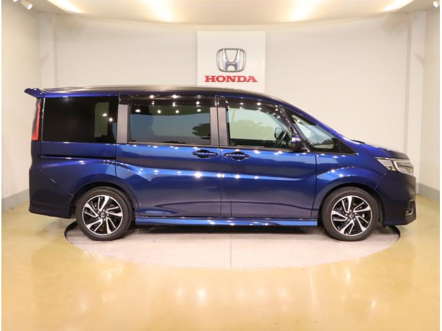 ステップワゴンスパーダ スパーダ・クールスピリットホンダセンシング サイドエアバック スマートキ 左右電動スライドドア バックモニタ Wエアコン 地TV ナビ&TV 三列シート USB 助手席エアバッグ ドライブレコーダ(9枚目)