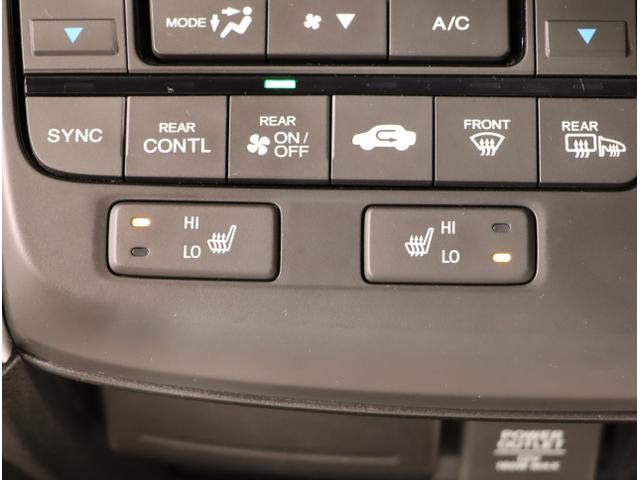 ステップワゴンスパーダ スパーダ・クールスピリットホンダセンシング サイドエアバック スマートキ 左右電動スライドドア バックモニタ Wエアコン 地TV ナビ&TV 三列シート USB 助手席エアバッグ ドライブレコーダ(32枚目)