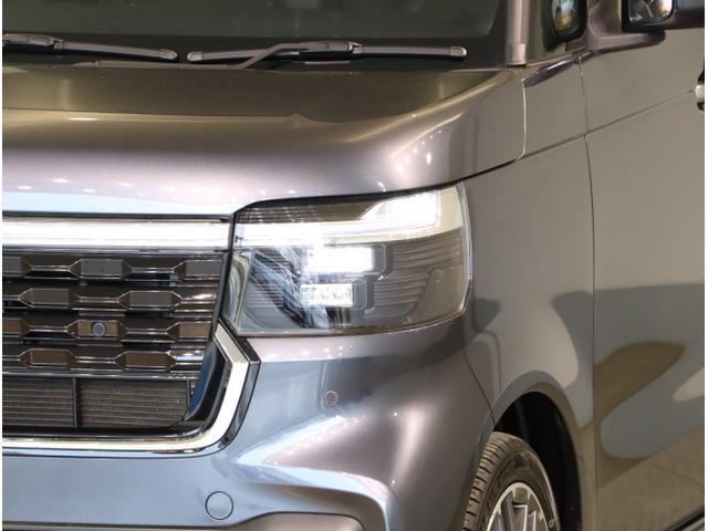 Ｎ－ＢＯＸカスタム ターボ　イモビライザー　衝突被害軽減　ベンチシート　キーフリー　Ｐセンサー　ＥＳＣ　パワステ　ＤＶＤ再生　両席エアバック　サイドエアバッグ　ターボ車　ＵＳＢ接続　Ａライト　スマキー　パワーウィンドウ（11枚目）