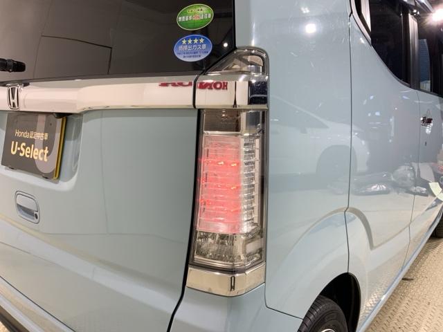 ���F���������e�[�������v�B�㑱�Ԃɂ����݂��A�s�[���B