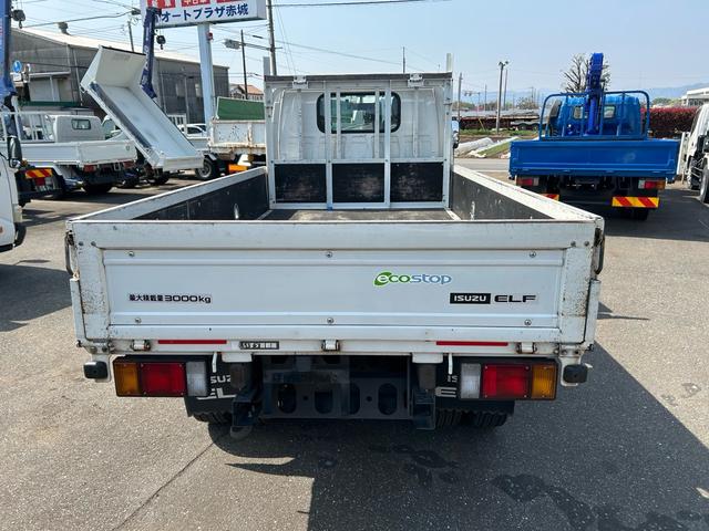 エルフトラック 　平ボデー　３トン　１０尺　高床　荷台内寸長３１２５ｍｍ幅１６２６ｍｍアオリ高３７５　床板張り　ロープ穴３対（6枚目）