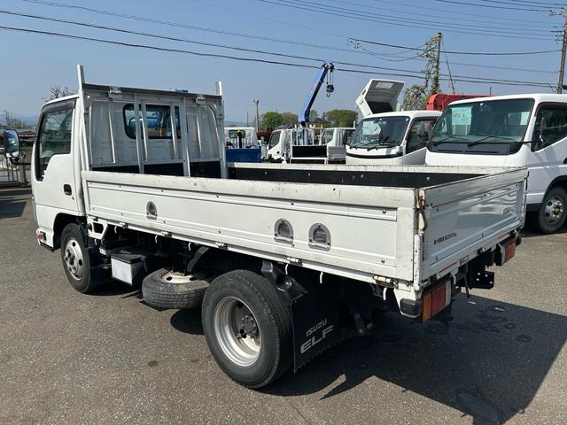 エルフトラック 　平ボデー　３トン　１０尺　高床　荷台内寸長３１２５ｍｍ幅１６２６ｍｍアオリ高３７５　床板張り　ロープ穴３対（7枚目）