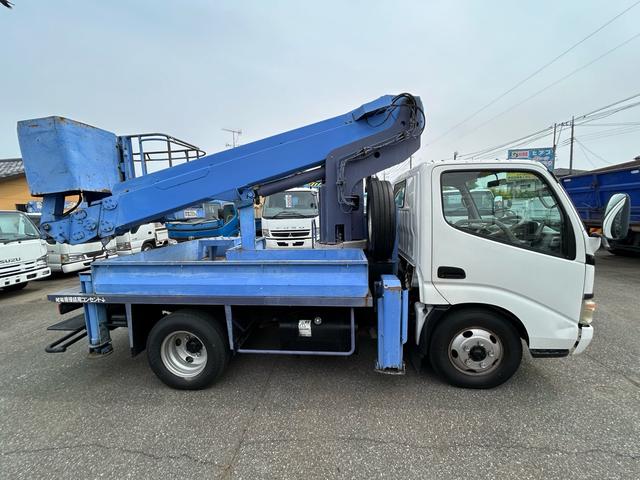 デュトロ 　高所作業車　タダノ　ＡＴ－１２１ＴＧ　作業床高さ１２ｍ　全長５１１ｃｍ　幅１８９ｃｍ　高さ２８０ｃｍ　積載量１５０ｋｇ（4枚目）