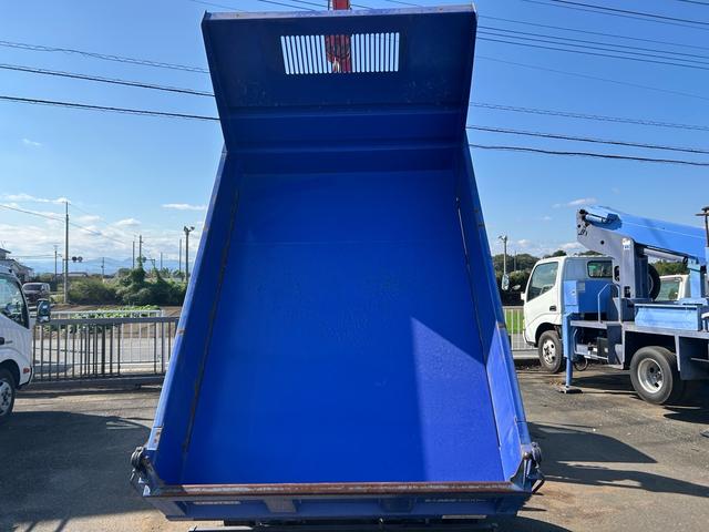 キャンター  ダンプクレーン ユニック3段ラジコンフックイン 積載量3000kg(5枚目)