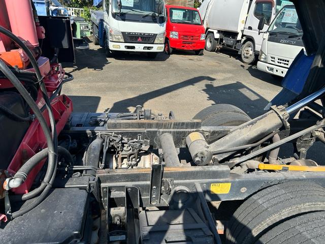 キャンター  ダンプクレーン ユニック3段ラジコンフックイン 積載量3000kg(8枚目)