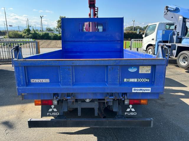 キャンター  ダンプクレーン ユニック3段ラジコンフックイン 積載量3000kg(12枚目)