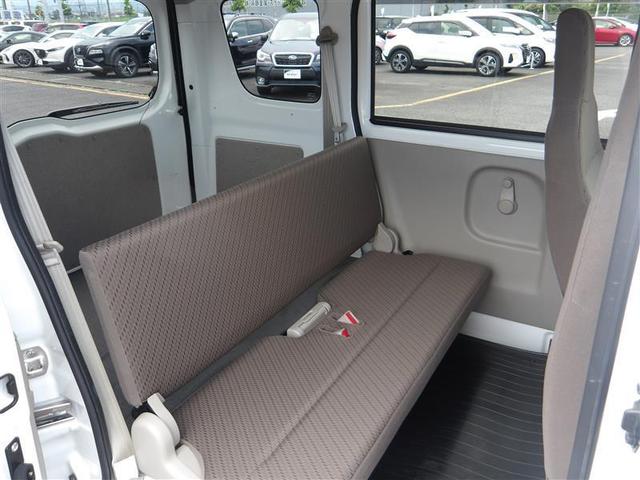 エブリイ ＰＣ　メモリーナビ　バックカメラ　衝突被害軽減システム　ＥＴＣ　レーンアシスト　オートライト　クリアランスソナー　キーレス　ＵＳＢ入力端子　ＢＬＵＥＴＯＯＴＨ接続　４速オートマ　２エアバッグ　衝突被害軽減（14枚目）