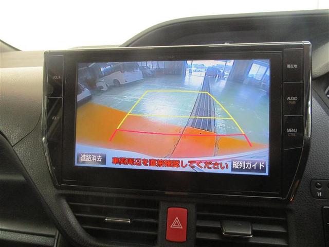 ノア Ｘ　ディライトプラス　４ＷＤ　フルセグ　メモリーナビ　ＤＶＤ再生　後席モニター　バックカメラ　衝突被害軽減システム　ＥＴＣ　両側電動スライド　ＬＥＤヘッドランプ　ウオークスルー　乗車定員７人　３列シート（8枚目）