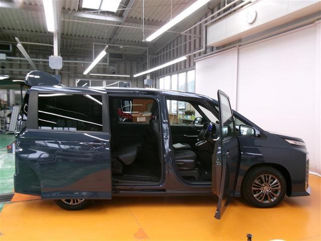 ヴォクシー Ｓ－Ｇ　フルセグ　メモリーナビ　ＤＶＤ再生　後席モニター　バックカメラ　衝突被害軽減システム　ＥＴＣ　ＬＥＤヘッドランプ　乗車定員８人　３列シート（26枚目）