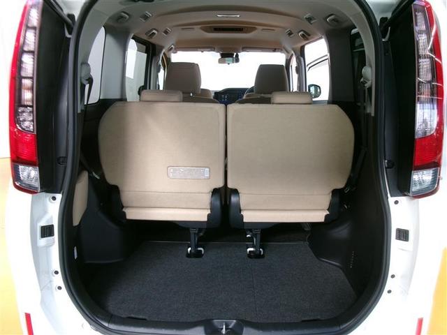 ノア ハイブリッドＧ　フルセグ　メモリーナビ　ＤＶＤ再生　バックカメラ　衝突被害軽減システム　ＥＴＣ　両側電動スライド　ＬＥＤヘッドランプ　乗車定員７人　３列シート（17枚目）