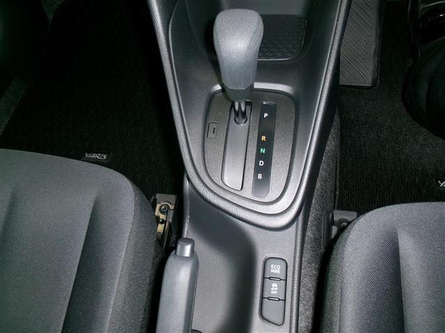 ヤリス X(10枚目)