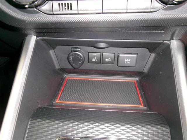 ライズ Ｚ　フルセグ　メモリーナビ　ＤＶＤ再生　バックカメラ　衝突被害軽減システム　ＥＴＣ　ドラレコ　ＬＥＤヘッドランプ　アイドリングストップ（9枚目）