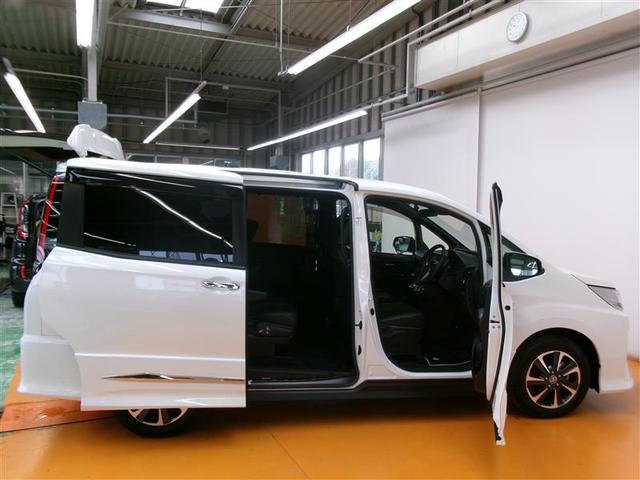 ノア Ｓｉ　ダブルバイビーＩＩＩ　４ＷＤ　フルセグ　メモリーナビ　ＤＶＤ再生　後席モニター　バックカメラ　衝突被害軽減システム　ＥＴＣ　ドラレコ　両側電動スライド　ＬＥＤヘッドランプ　ウオークスルー　乗車定員７人　３列シート（22枚目）