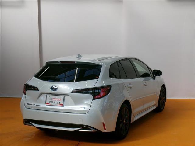 カローラツーリング ハイブリッド　ダブルバイビー　フルセグ　メモリーナビ　バックカメラ　衝突被害軽減システム　ＥＴＣ　ドラレコ　ＬＥＤヘッドランプ（4枚目）