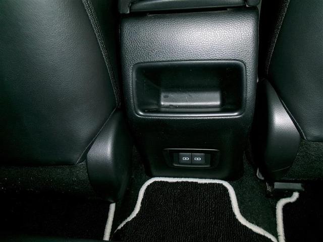 カローラツーリング ハイブリッド　ダブルバイビー　フルセグ　メモリーナビ　バックカメラ　衝突被害軽減システム　ＥＴＣ　ドラレコ　ＬＥＤヘッドランプ（17枚目）