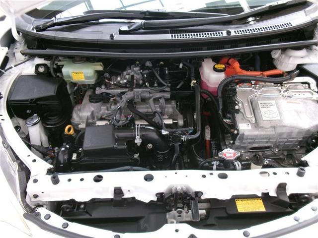 アクア Ｇ　フルセグ　メモリーナビ　ＤＶＤ再生　ＥＴＣ　ＬＥＤヘッドランプ　オートライト　横滑り防止　スマートキー　プッシュスタート　イモビ　ＢＬＵＥＴＯＯＴＨ接続　アルミホイール　２エアバッグ　ＡＢＳ（7枚目）