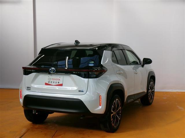 ヤリスクロス ハイブリッドＺ　フルセグ　バックカメラ　衝突被害軽減システム　ＥＴＣ　ＬＥＤヘッドランプ　横滑り防止機能　レーンアシスト　オートマチックハイビーム　クリアランスソナー　シートヒーター　ステアリングスイッチ　全周囲Ｍ（9枚目）