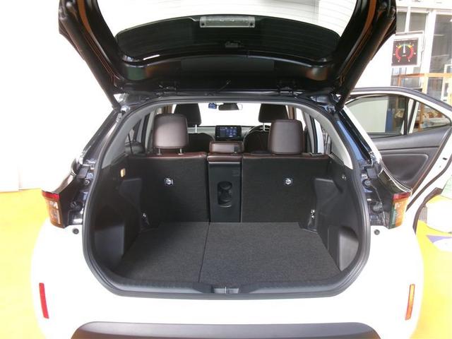 ヤリスクロス ハイブリッドＺ　フルセグ　バックカメラ　衝突被害軽減システム　ＥＴＣ　ＬＥＤヘッドランプ　横滑り防止機能　レーンアシスト　オートマチックハイビーム　クリアランスソナー　シートヒーター　ステアリングスイッチ　全周囲Ｍ（18枚目）