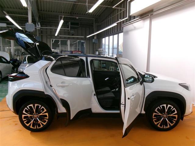 ヤリスクロス ハイブリッドＺ　フルセグ　バックカメラ　衝突被害軽減システム　ＥＴＣ　ＬＥＤヘッドランプ　横滑り防止機能　レーンアシスト　オートマチックハイビーム　クリアランスソナー　シートヒーター　ステアリングスイッチ　全周囲Ｍ（22枚目）