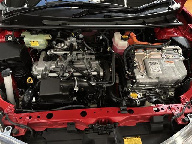 カローラフィールダー ハイブリッドＧ　フルセグ　メモリーナビ　ＤＶＤ再生　バックカメラ　ＥＴＣ　ドラレコ　ＨＩＤヘッドライト　シートヒーター　社外製アルミ　ステアリングスイッチ　ＢＬＵＥＴＯＯＴＨ接続　プッシュスタート（21枚目）