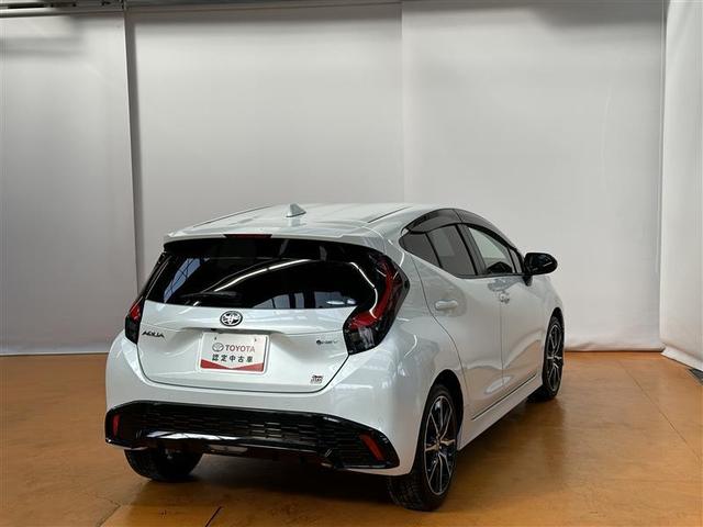 アクア ＧＲスポーツ　メモリーナビ　ＤＶＤ再生　バックカメラ　衝突被害軽減システム　ＥＴＣ　ドラレコ　ＬＥＤヘッドランプ　レーンアシスト　オートマチックハイビーム　ステアリングスイッチ　ＢＬＵＥＴＯＯＴＨ接続（9枚目）