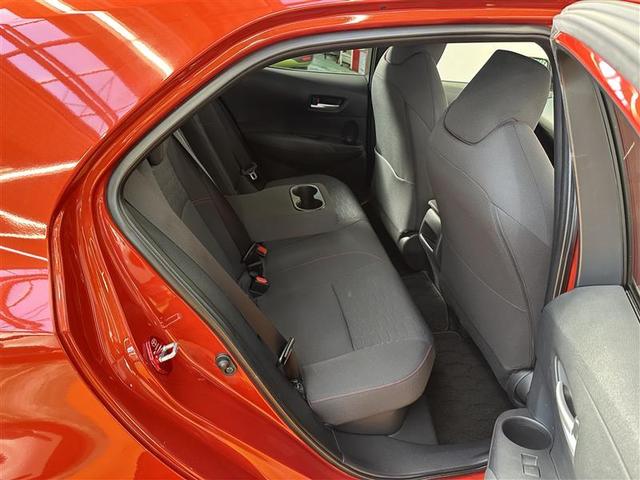 カローラスポーツ ハイブリッドＧ　Ｚ　フルセグ　メモリーナビ　ＤＶＤ再生　バックカメラ　衝突被害軽減システム　ＥＴＣ　ＬＥＤヘッドランプ　ＢＳ　レーンアシスト　オートマチックハイビーム　ＵＳＢ入力端子　クリアランスソナー　プッシュスタート（16枚目）