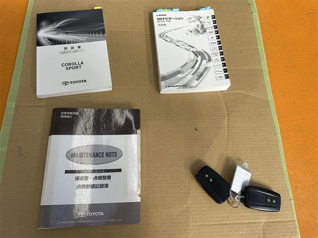 カローラスポーツ ハイブリッドＧ　Ｚ　フルセグ　メモリーナビ　ＤＶＤ再生　バックカメラ　衝突被害軽減システム　ＥＴＣ　ＬＥＤヘッドランプ　ＢＳ　レーンアシスト　オートマチックハイビーム　ＵＳＢ入力端子　クリアランスソナー　プッシュスタート（20枚目）