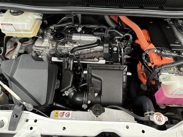 ノア ハイブリッドＳｉ　ダブルバイビーＩＩ　フルセグ　メモリーナビ　ＤＶＤ再生　バックカメラ　衝突被害軽減システム　ＥＴＣ　両側電動スライド　ＬＥＤヘッドランプ　乗車定員７人　３列シート　シートヒーター　レーンアシスト　オートマチックハイビーム（23枚目）