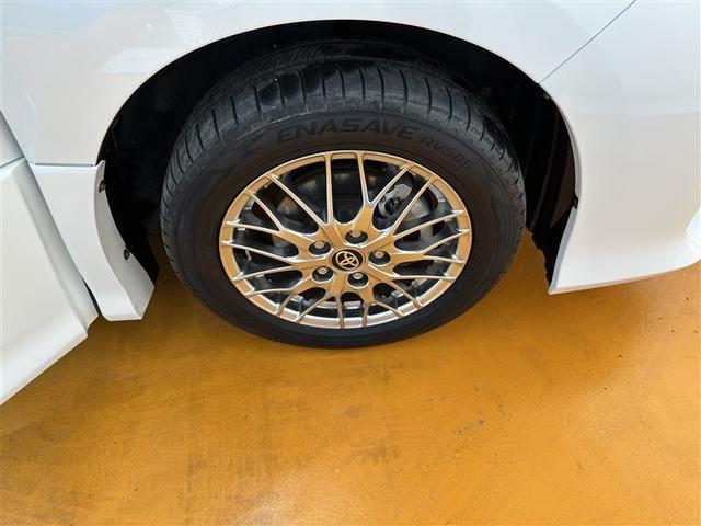 ノア ハイブリッドＳｉ　ダブルバイビーＩＩ　フルセグ　メモリーナビ　ＤＶＤ再生　バックカメラ　衝突被害軽減システム　ＥＴＣ　両側電動スライド　ＬＥＤヘッドランプ　乗車定員７人　３列シート　シートヒーター　レーンアシスト　オートマチックハイビーム（24枚目）