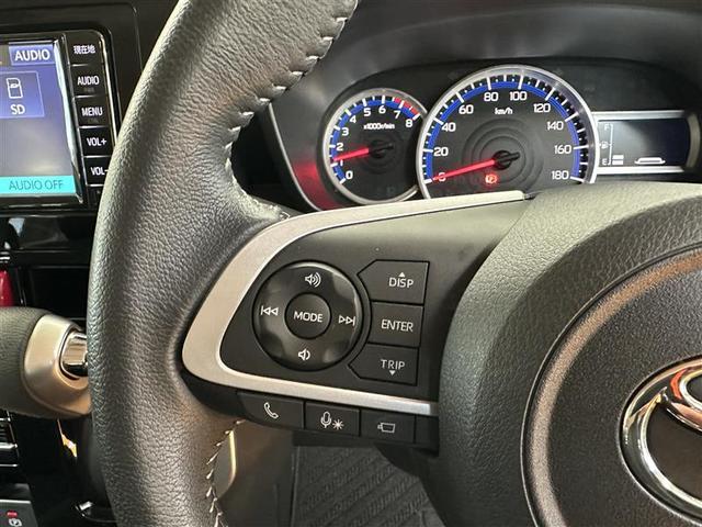 ルーミー カスタムＧ　ワンセグ　メモリーナビ　バックカメラ　衝突被害軽減システム　ＥＴＣ　両側電動スライド　ＬＥＤヘッドランプ　アイドリングストップ　パノラミックビューモニター　レーンアシスト　オートマチックハイビーム（6枚目）