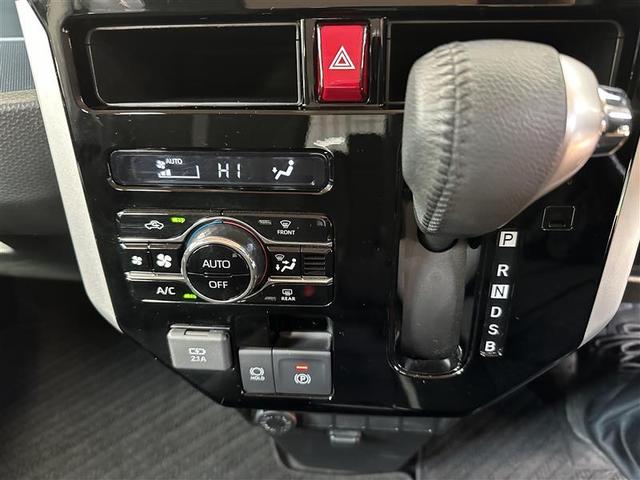 ルーミー カスタムＧ　ワンセグ　メモリーナビ　バックカメラ　衝突被害軽減システム　ＥＴＣ　両側電動スライド　ＬＥＤヘッドランプ　アイドリングストップ　パノラミックビューモニター　レーンアシスト　オートマチックハイビーム（11枚目）