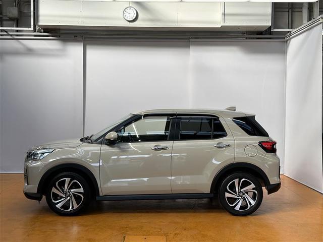 ライズ Ｚ　フルセグ　メモリーナビ　ＤＶＤ再生　バックカメラ　衝突被害軽減システム　ＥＴＣ　ＬＥＤランプ　アイドリングストップ　シートヒータ　ＢＳＭ　レーンアシスト　オートマチックハイビーム　ステアリングスイッチ（8枚目）