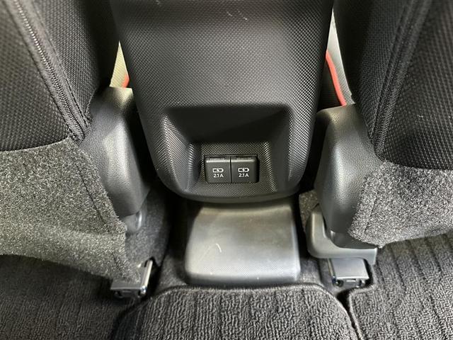 ライズ Ｚ　フルセグ　メモリーナビ　ＤＶＤ再生　バックカメラ　衝突被害軽減システム　ＥＴＣ　ＬＥＤランプ　アイドリングストップ　シートヒータ　ＢＳＭ　レーンアシスト　オートマチックハイビーム　ステアリングスイッチ（18枚目）