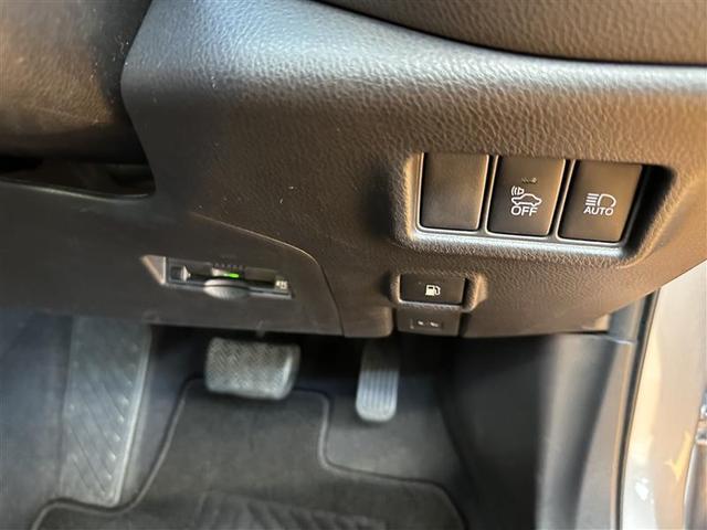 Ｃ－ＨＲ Ｇ　フルセグ　メモリーナビ　ＤＶＤ再生　バックカメラ　衝突被害軽減システム　ＥＴＣ　ドラレコ　ＬＥＤヘッドランプ　シートヒーター　ＢＳＭ　ＨＤＭＩ入力端子　レーンアシスト　オートマチックハイビーム（6枚目）