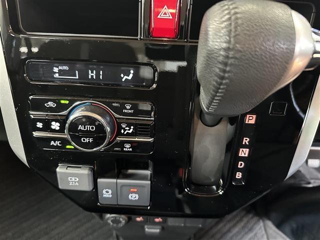 ルーミー カスタムＧ－Ｔ　ワンセグ　メモリーナビ　バックカメラ　衝突被害軽減システム　ＥＴＣ　ドラレコ　両側電動スライド　ＬＥＤヘッドランプ　アイドリングストップ　シートヒーター　レーンアシスト　オートマチックハイビーム（11枚目）