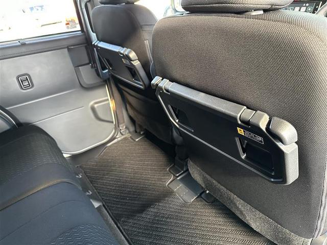 ルーミー カスタムＧ　フルセグ　バックカメラ　衝突被害軽減システム　ドラレコ　両側電動スライド　ＬＥＤランプ　アイドリングストップ　レーンアシスト　オートマチックハイビーム　シートヒーター　全周囲モニタ　ＢＬＵＥＴＯＯＴＨ（17枚目）